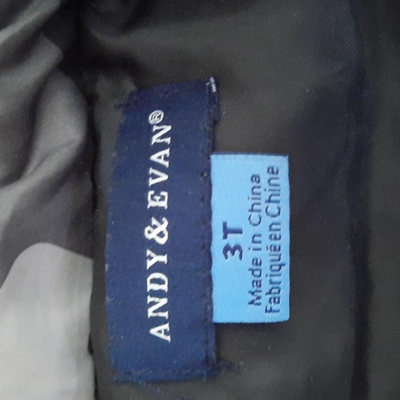 Camo Puffy Vest 3T - Picture 3 of 3